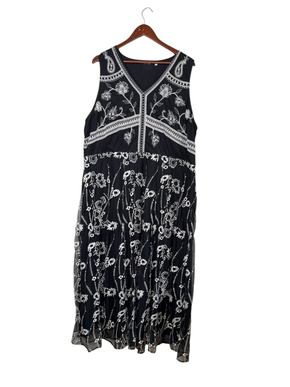 Soft Surroundings Boho Floral Embroidered Maxi Dress Black Cream Mesh Spring